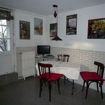 Bed & Breakfast La Campagne A Париж Екстериор снимка